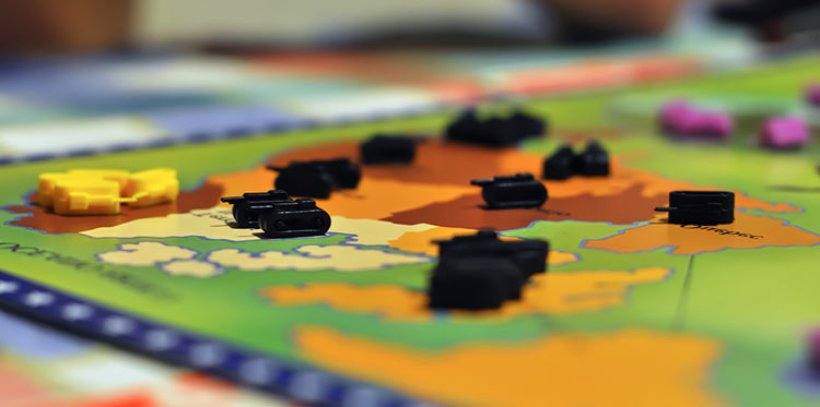 i carri armati di risiko sul tabellone di gioco